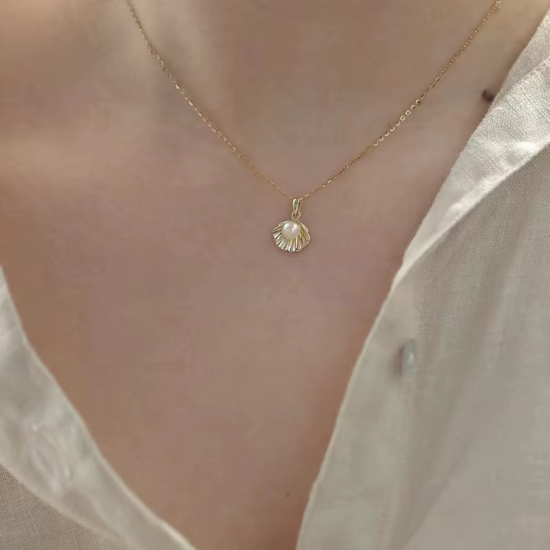Minimalist Gold Plated Sterling Silver Shell Pearl Necklace