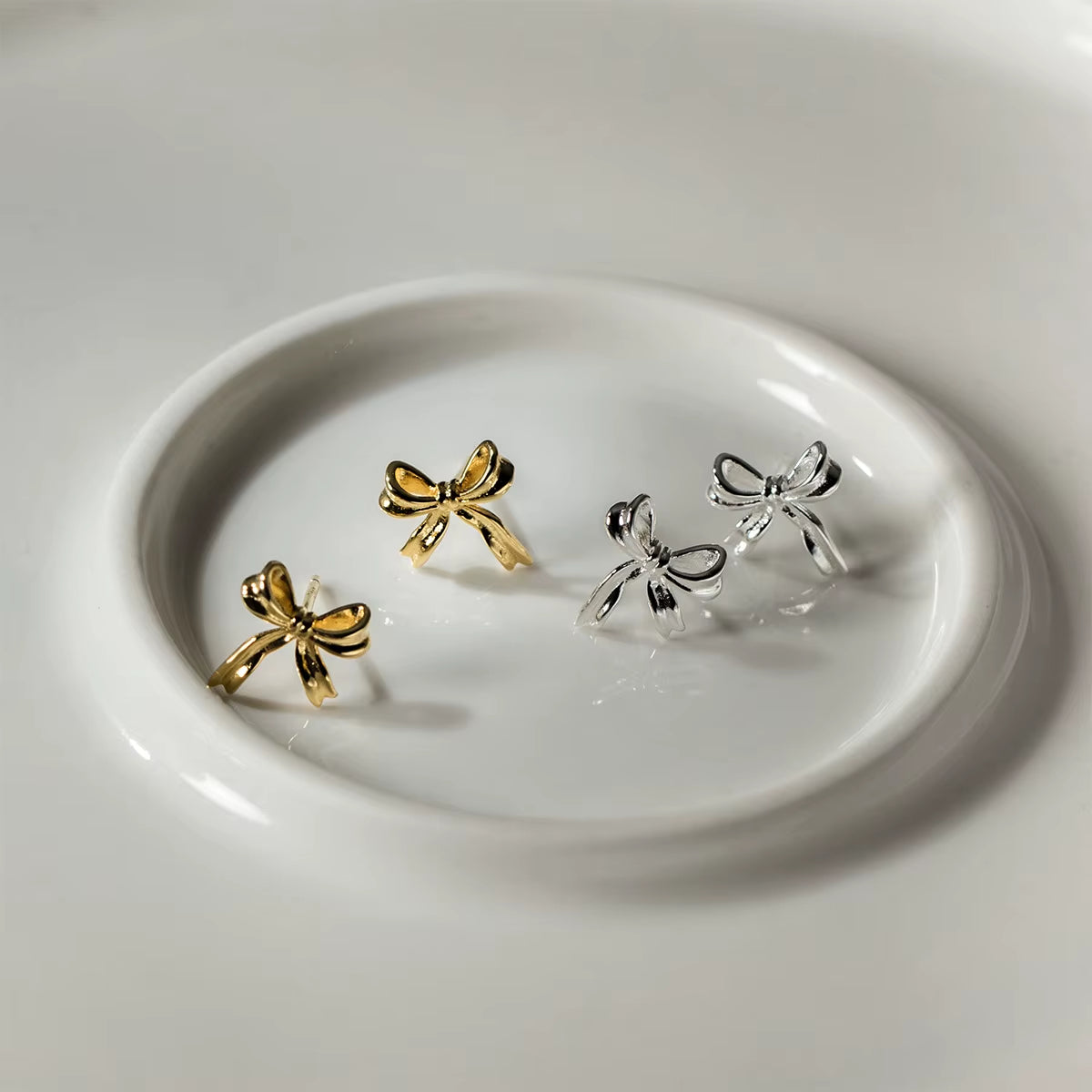 Wholesale Fashion Minimalist Jewelry 925 Sterling Silver Bowknot Bow Knot Gold Plated Stud Earrings Jewelry for Women