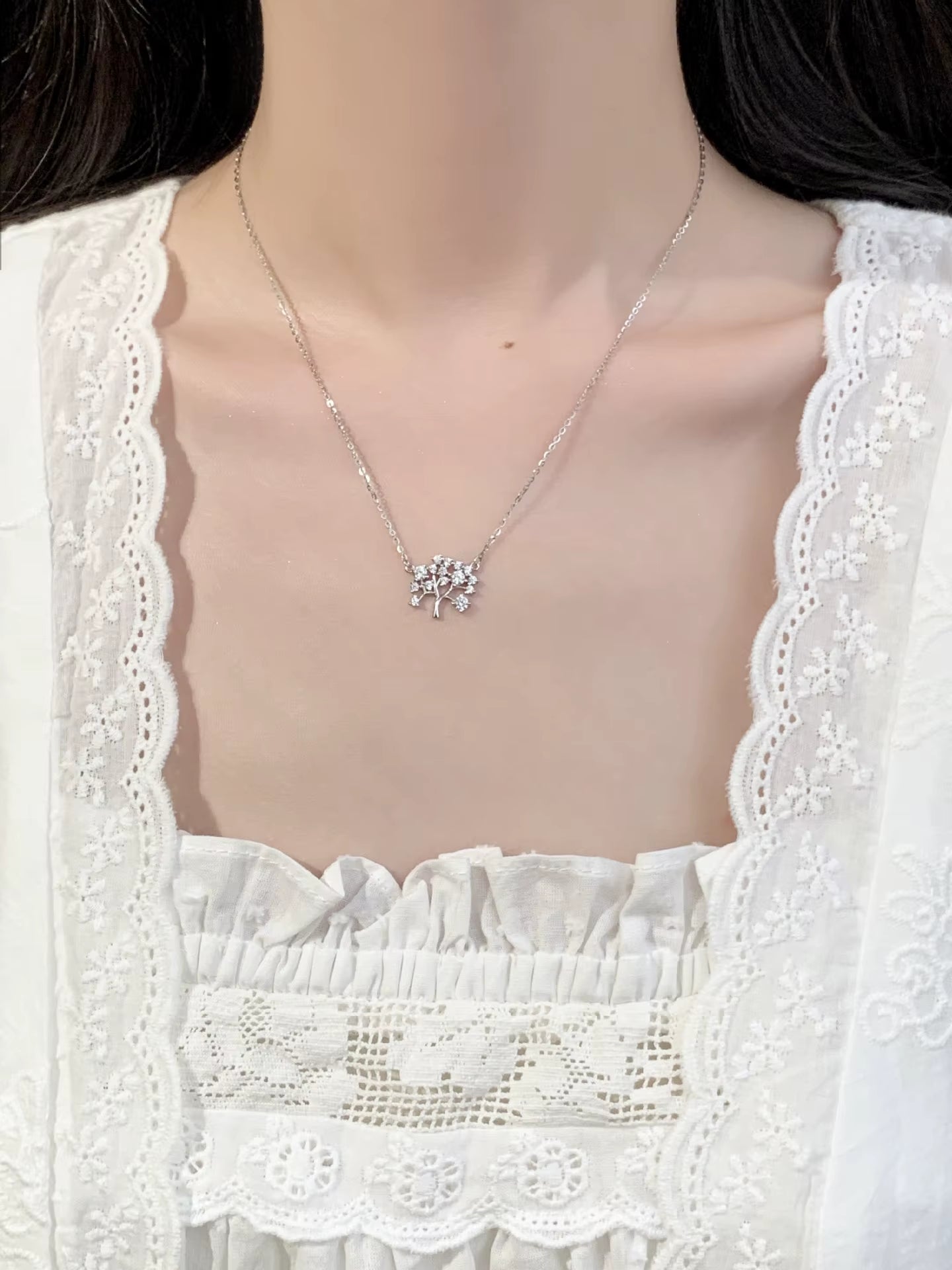 Europe and America Fashion S925 Sterling Silver Minimalist Zircon Tree Shape Gold Plated Clavicle Necklaces Jewelry for Women