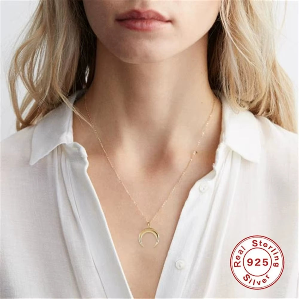 Wholesale 925 Silver Necklace for Women 925 Sterling Silver Moon Pendant Necklace 18K Gold Plated Collarbone Chain Necklace