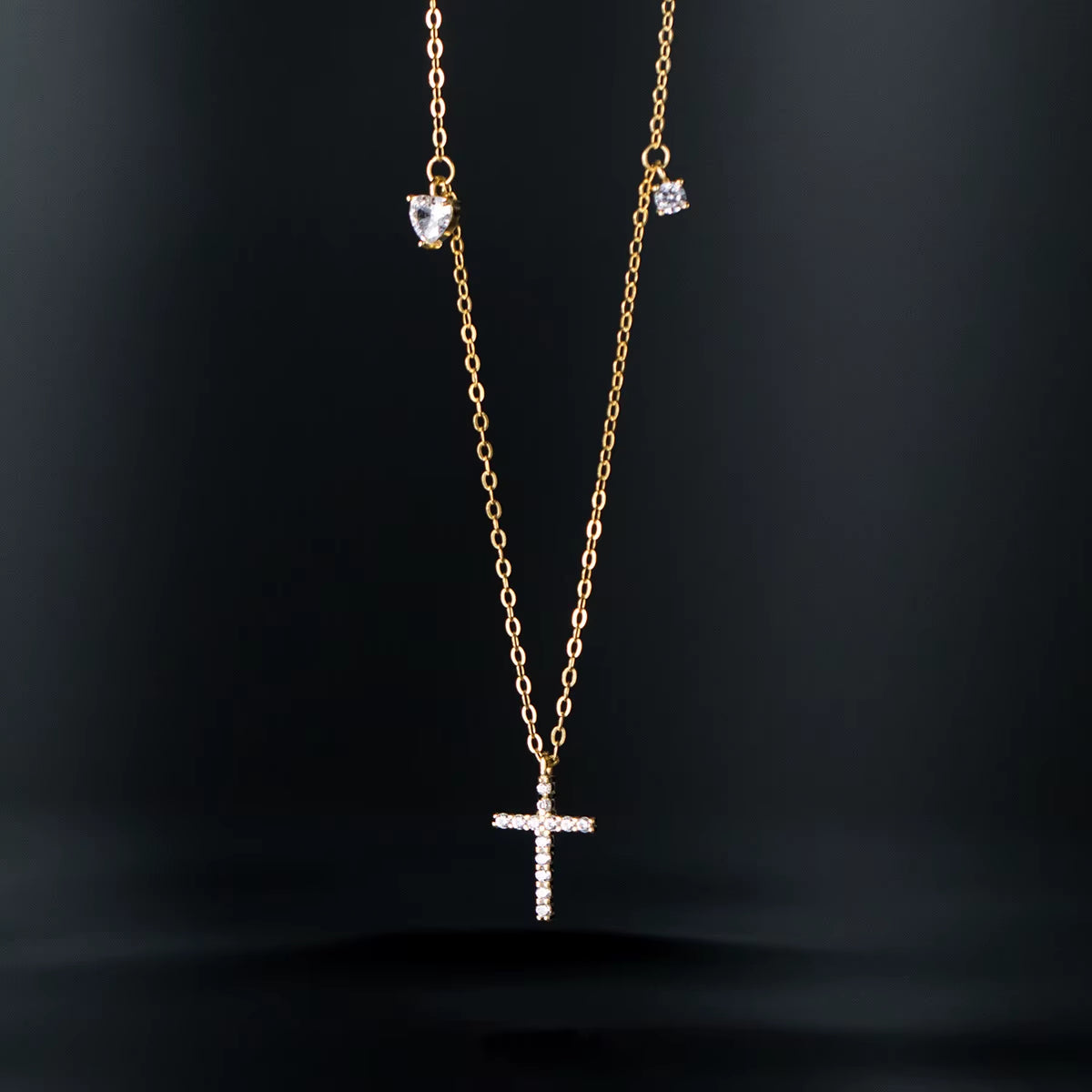 Fashion Jewelry Simple 925 Sterling Silver Cross Necklaces Water Drop Diamond 18K Gold Plated Necklaces for Women