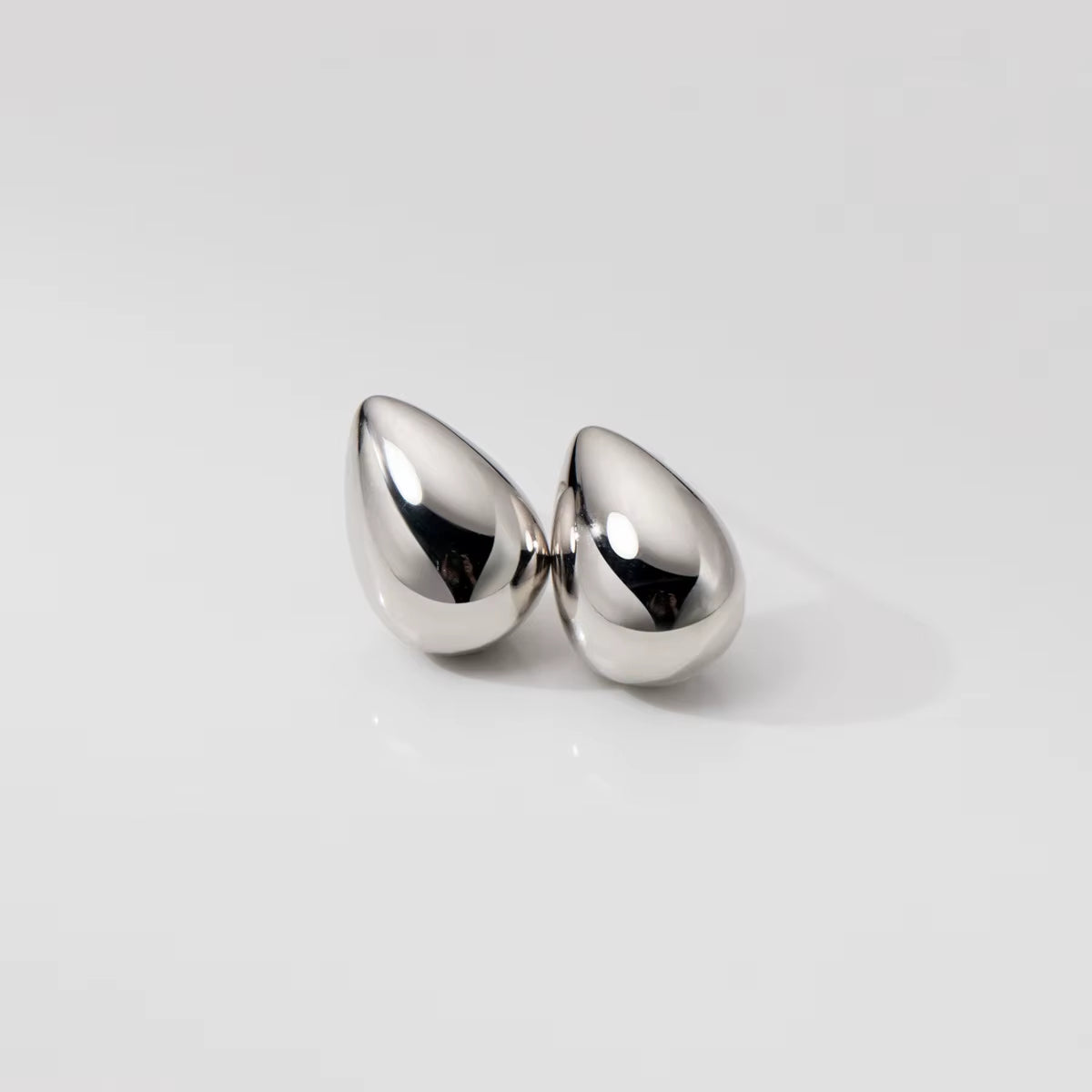 Fashion Minimalist Jewelry 925 Sterling Silver Simple Geometric Plain Water Drop Shape Gold Plated Stud Earrings for Women