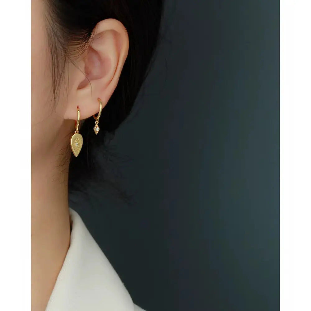 Totem Oval Drop Earrings – CZ Diamond Dangle Huggies